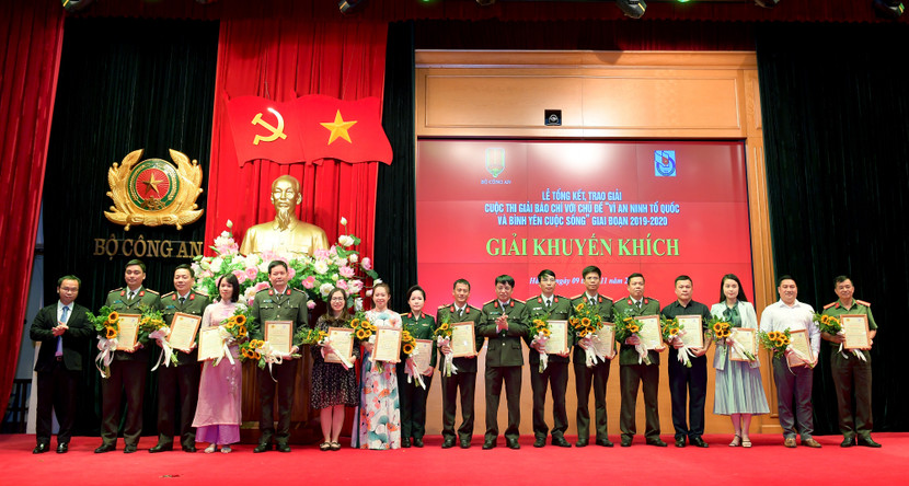 20 nhóm tác giả đạt giải Khuyến khích