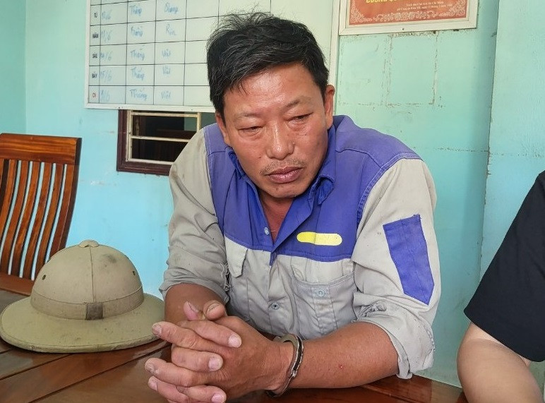 Đối tượng Nguyễn Văn Hùng bị bắt giữ Đối tượng Nguyễn Văn Hùng bị bắt giữ