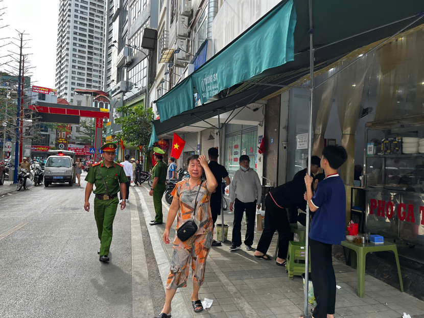 Kiến quyết xử lý các trường hợp vi phạm lấn chiếm vỉa hè lòng đường