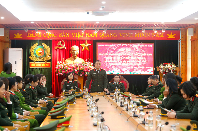 Đại tá Trần Văn Hùng, Trưởng phòng Công tác đảng và công tác chính trị, CATP Hà Nội khẳng định những sáng tạo, đổi mới trong hoạt động của Hội Phụ nữ