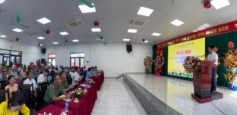 Toàn cảnh Ngày hội Toàn dân bảo vệ an ninh Tổ quốc phường Phương Liệt