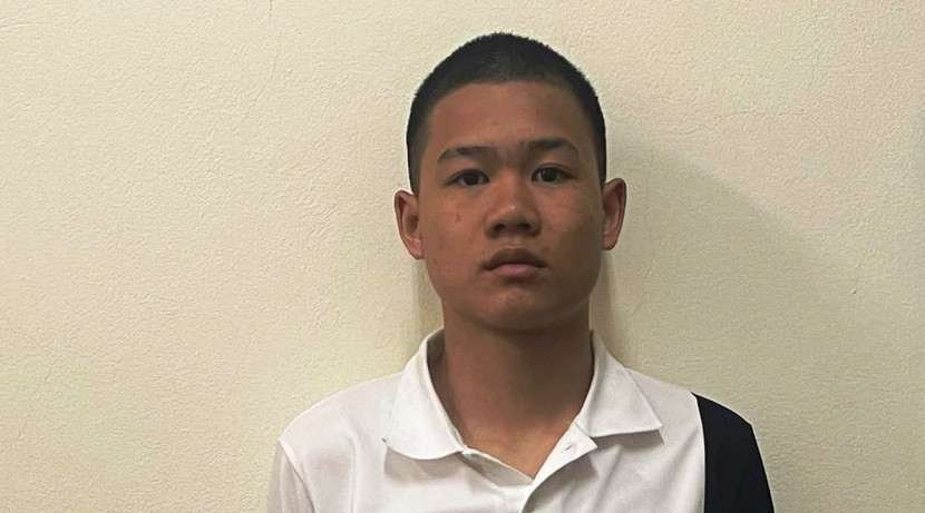 Bùi Anh Tú bị truy nã về tội "Cướp tài sản" ra đầu thú