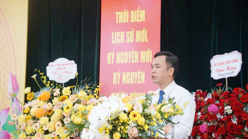 Đồng chí Nguyễn Hồng Dân - Bí thư Đảng ủy, Chủ tịch HĐND phường Láng phát biểu chỉ đạo Đại hội