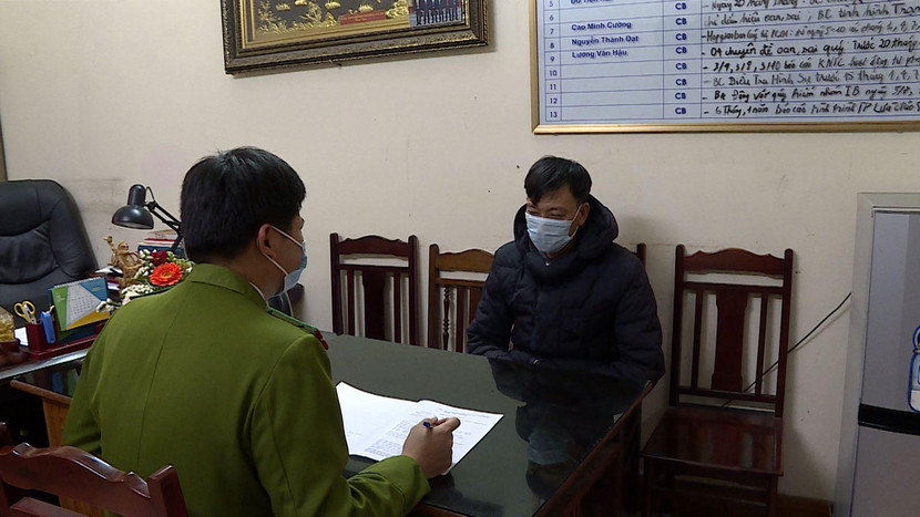 Cơ quan điều tra lấy lời khai của đối tượng Cơ quan điều tra lấy lời khai của đối tượng