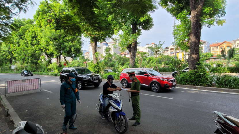 Lực lượng chức năng kiểm soát chặt chẽ các phương tiện