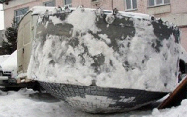 "Mảnh vỡ UFO" rơi ở Siberi ảnh 1