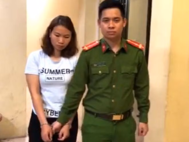 Đối tượng Nguyễn Thị Hòa (SN 1988, trú tại tỉnh Bắc Giang can tội “Mua bán người”