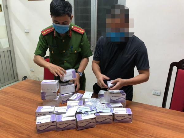 Tổng giá trị lô hàng khoảng 15 triệu đồng