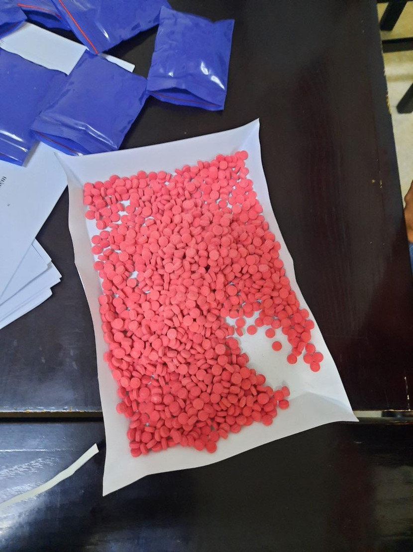 Hơn 1.300 viên ma túy tổng hợp bị thu giữ