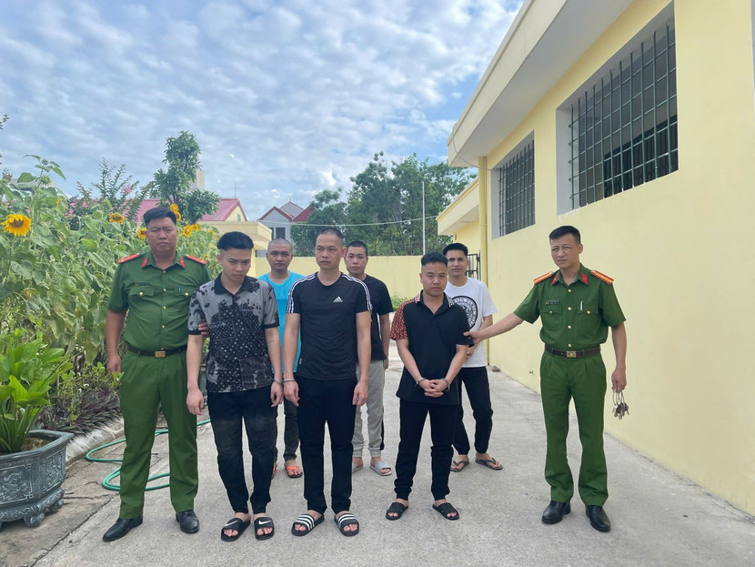 Nhóm đối tượng bị bắt giữ