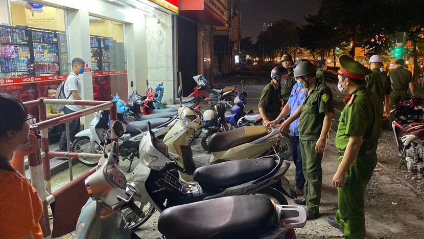 Tuần tra khép kín địa bàn, không để tập trung đông người