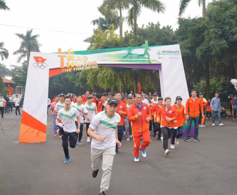 Vinh danh VĐV, HLV tiêu biểu 2020 và tổ chức Ngày chạy Olympic vì sức khỏe toàn dân ảnh 2