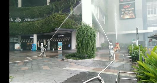 Tình huống cháy được giả định: lửa bùng phát tại tầng 2 của Trung tâm do sự cố chập điện