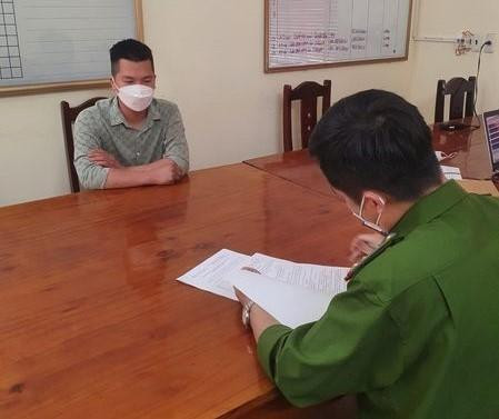 Đặng Văn Neo tại cơ quan công an Đặng Văn Neo tại cơ quan công an