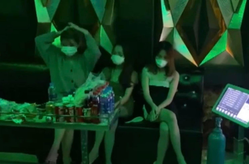 Nhóm đối tượng tụ tập sử dụng ma túy trong quán karaoke