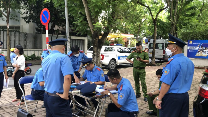 Các trường hợp vi phạm sẽ lập biên bản xử lý theo quy định của pháp luật Các trường hợp vi phạm sẽ lập biên bản xử lý theo quy định của pháp luật