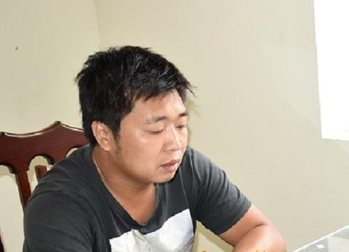 Đối tượng mang xăng đến nhà đốt xe trả thù Đối tượng mang xăng đến nhà đốt xe trả thù