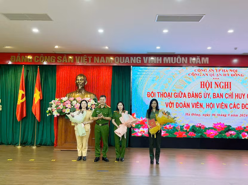 Thay mặt Đảng ủy - Ban Chỉ huy CAQ, Đại tá Nguyễn Ngọc Quyền biểu dương, ghi nhận và chúc mừng những đóng góp của các cán bộ trong thực hiện công tác, phong trào