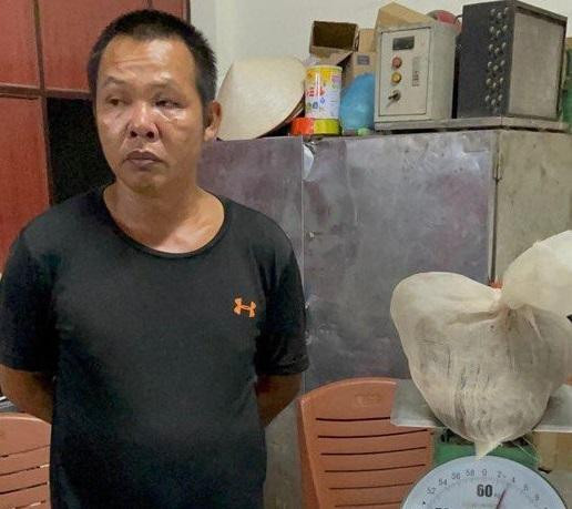 Đối tượng Nguyễn Văn Chuẩn cùng tang vật