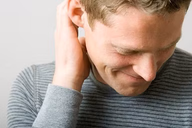 Khám phá bí mật của Adam ảnh 1