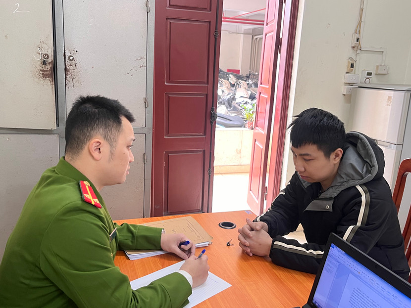 Cơ quan điều tra lấy lời khai của Nguyễn Văn Tác