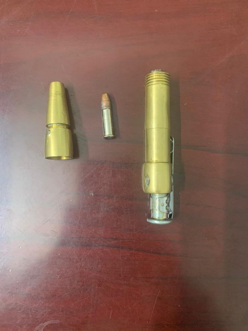 Khẩu súng bút và viên đạn