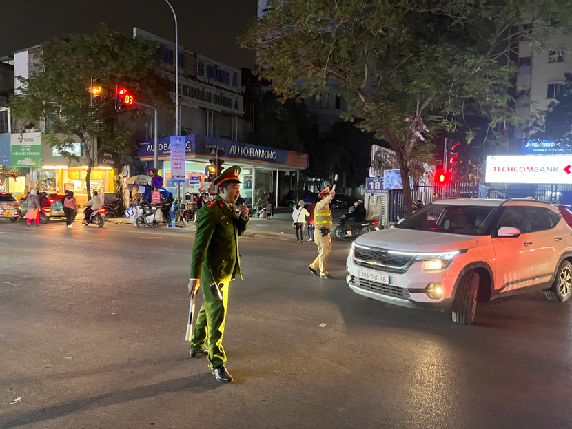 Đảm bảo trật tự an toàn giao thông trên địa bàn Đảm bảo trật tự an toàn giao thông trên địa bàn