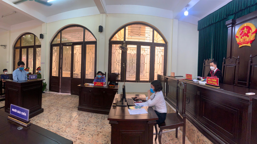 Toàn cảnh phiên toà Toàn cảnh phiên toà