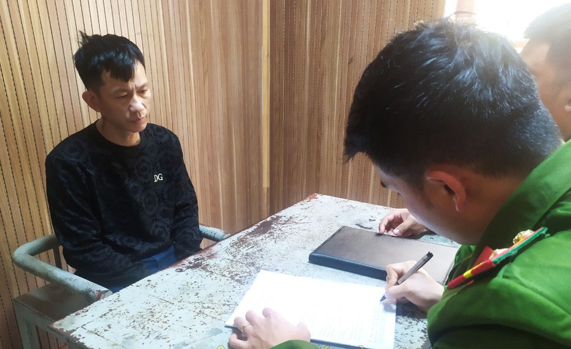 Cơ quan điều tra lấy lời khai đối tượng