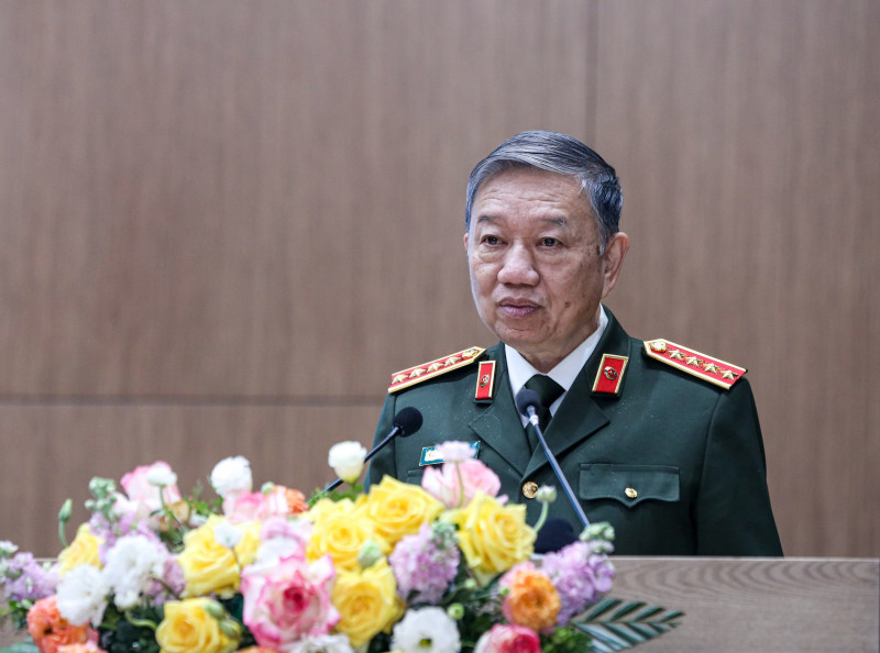 Bộ trưởng Tô Lâm phát biểu chỉ đạo tại hội nghị Bộ trưởng Tô Lâm phát biểu chỉ đạo tại hội nghị