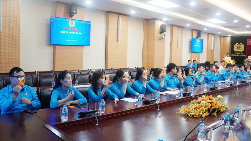 Các đại biểu thống nhất ý kiến, nội dung của Đại hội