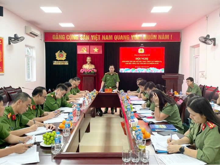 Toàn cảnh hội nghị