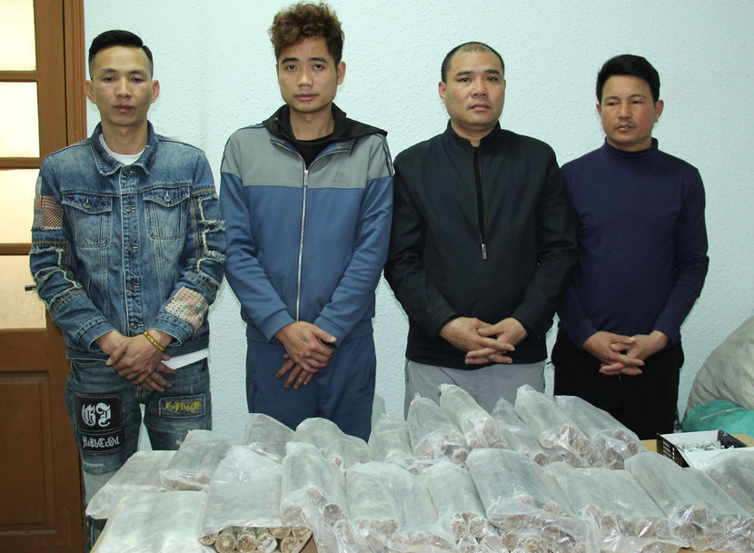 Nhóm đối tượng mua bán trái phép vật liệu nổ