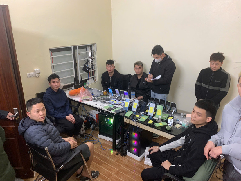 Nhóm đối tượng bị bắt quả tang đang hoạt động phạm tội