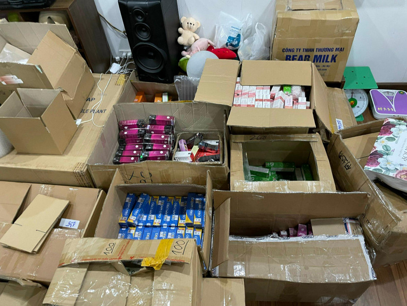 Nhiều mặt hàng giả được trà trộn bán qua mạng Nhiều mặt hàng giả được trà trộn bán qua mạng