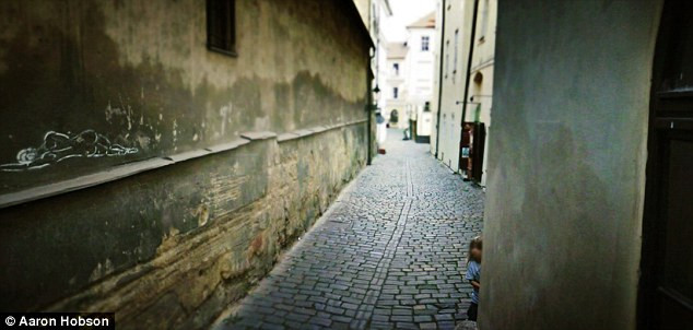 Khám phá những nơi hoang vu và cô đơn nhất của thế giới ảnh 14