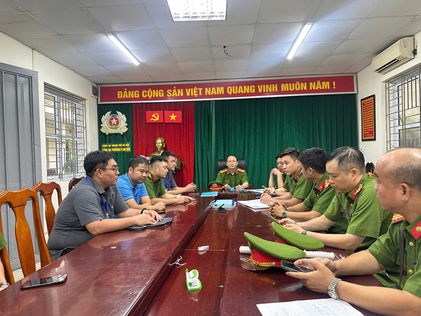 Các lực lượng phường Ô Chợ Dừa họp triển khai kế hoạch xử lý các vi phạm về trật tự đô thị Các lực lượng phường Ô Chợ Dừa họp triển khai kế hoạch xử lý các vi phạm về trật tự đô thị