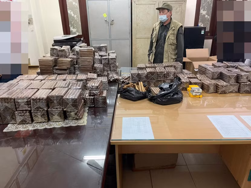 Khám phá chuyên án, bắt giữ đối tượng mua bán số lượng lớn cigar
