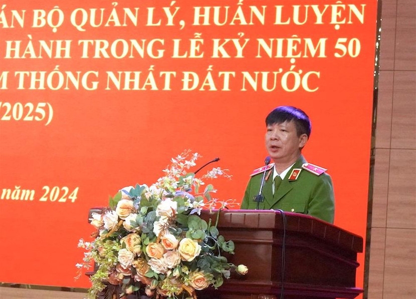 Thiếu tướng Nguyễn Ngọc Thanh, Phó Tư lệnh CSCĐ phát biểu tại hội nghị Thiếu tướng Nguyễn Ngọc Thanh, Phó Tư lệnh CSCĐ phát biểu tại hội nghị