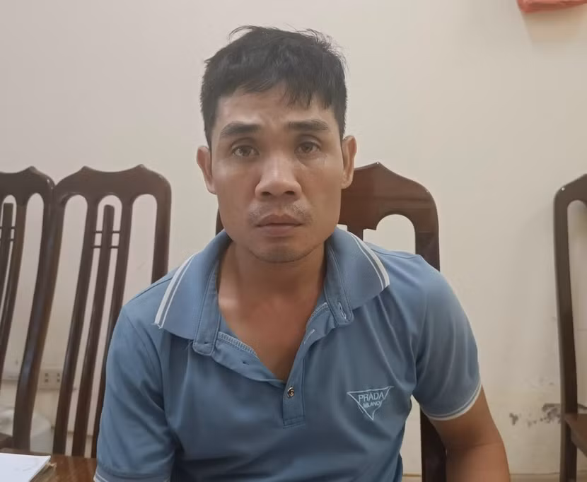 Đối tượng Nguyễn Hữu Dũng bị bắt giữ Đối tượng Nguyễn Hữu Dũng bị bắt giữ