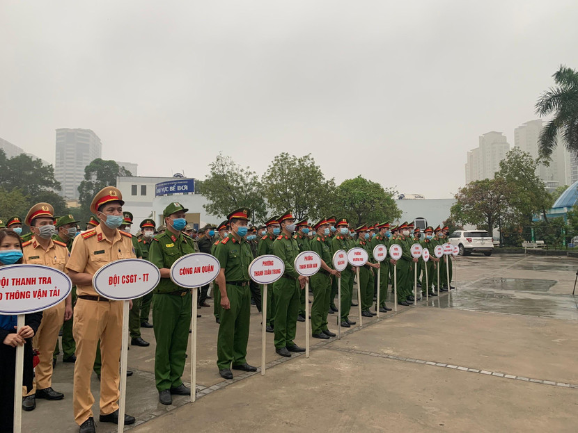 Các đơn vị tham gia lễ ra quân