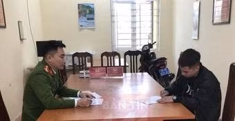 Cơ quan Công an làm việc với người vi phạm Cơ quan Công an làm việc với người vi phạm