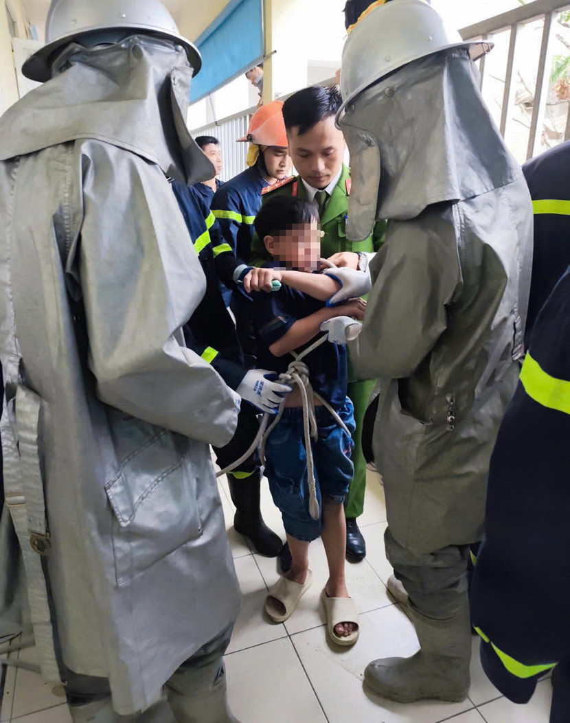 Em học sinh được giải cứu an toàn