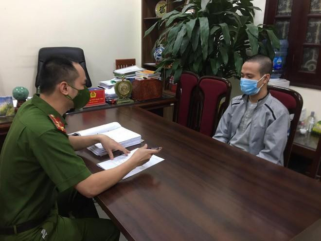 Cơ quan điều tra lấy lời khai của đối tượng trong đường dây môi giới mại dâm