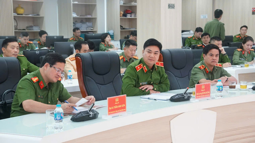 Thiếu tướng Dương Đức Hải, Phó Giám đốc CATP Hà Nội chủ trì đón tiếp đoàn Công an tỉnh Đồng Nai