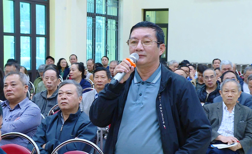 Đại diện các Tổ dân phố phát biểu ý kiến về tình hình ANTT