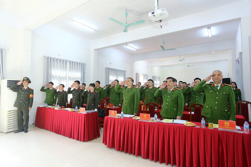 Cụm thi đua số 10 trang trọng tổ chức Hội nghị tổng kết Phong trào Thi đua &quot;Vì an ninh Tổ quốc năm 2025&quot;