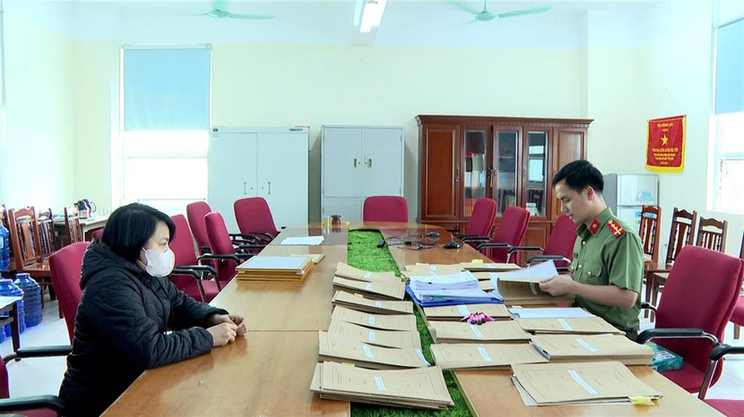 Cơ quan điều tra lấy lời khai của đối tượng Yến