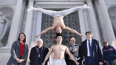 Cặp đôi vàng lập kỷ lục Guiness năm 2016 Cặp đôi vàng lập kỷ lục Guiness năm 2016