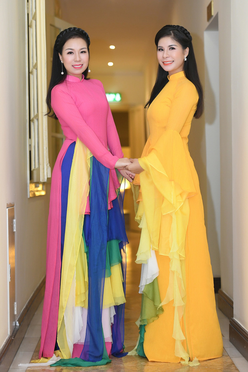 Ca sĩ Thu Hà lần đầu tiên tiết lộ về cô em gái ruột tài năng Linh Hoa ảnh 11